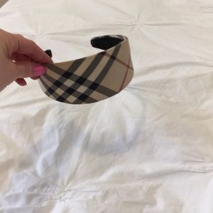 Burberry headband